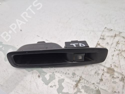 Used Right rear window switch RENAULT MEGANE IV Hatchback (B9A/M/N_) 1.5 dCi 110 (B9A3) (110 hp) 30204683