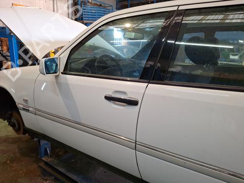 Left front door MERCEDES-BENZ C-CLASS (W202) C 250 Turbo-D (202.128) | BP29030326C2 