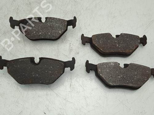 Altro BMW 3 (E46) 320 d (136 hp) 14214665