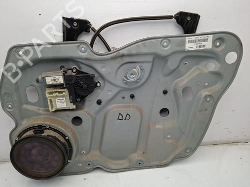 Vindusheismekanisme høyre foran Vindusheismekanisme høyre foran VW TOURAN (1T1, 1T2) 1.9 TDI (105 hp) 34158239 34158239