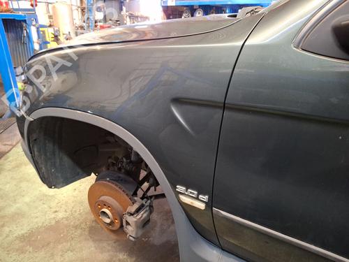 Left front fenders BMW X5 (E53) 3.0 d | BP29616379C41 