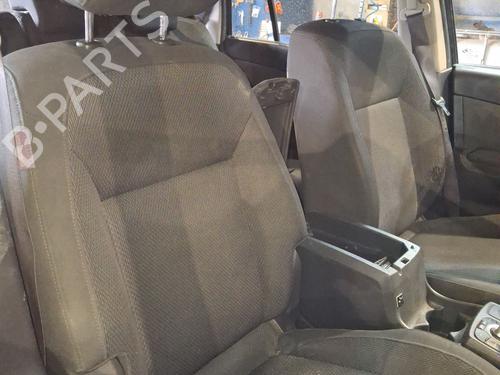 Siège avant droit RENAULT KOLEOS I (HY_) 2.0 dCi 4x4 (HY0K) (150 hp) 32381400