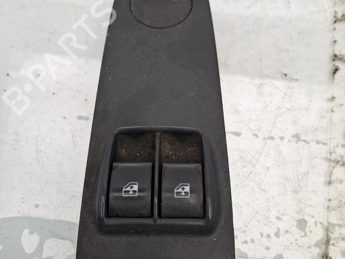 Used Left front window switch CITROËN JUMPER II Platform/Chassis 2.2 HDi 120 (120 hp) 30319640