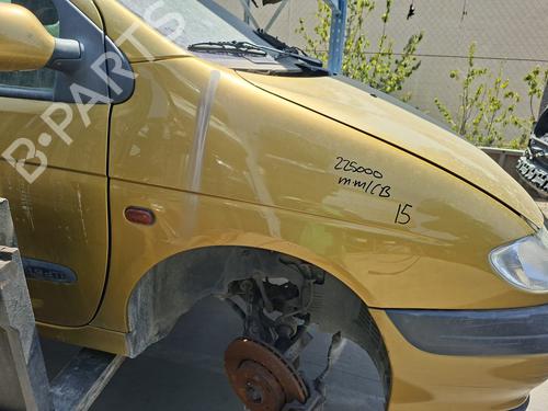 Used Right front fenders Right front fenders 37997469 37997469