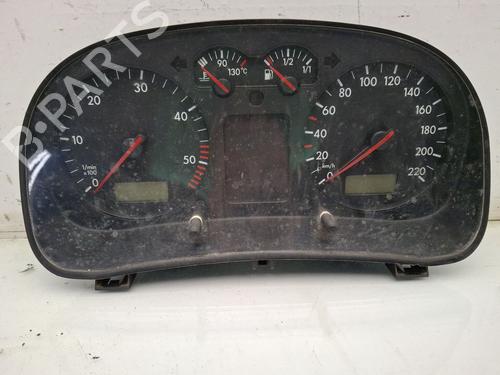 Used Instrument cluster VW GOLF IV (1J1) 1.9 TDI (110 hp) 32116588