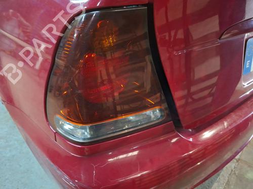 left-taillight-bmw-3-compact-e46-2001-2002-2003-2004-2005-39204345 main image