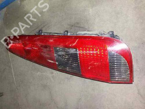 Used Right taillight FORD FUSION (JU_) 1.25 (75 hp) 7941630