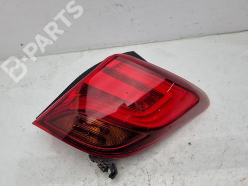 Used Right taillight Right taillight TOYOTA YARIS (_P13_) 1.5 Hybrid (NHP130_, NHP130) (101 hp) 11088327 11088327