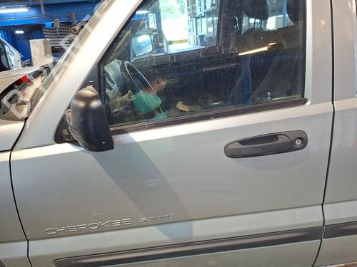 Used Left front door Left front door 39142155 39142155