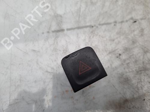 Used Warning switch RENAULT KADJAR (HA_, HL_) 1.6 TCe 165 (HLMH) (163 hp) 17743919