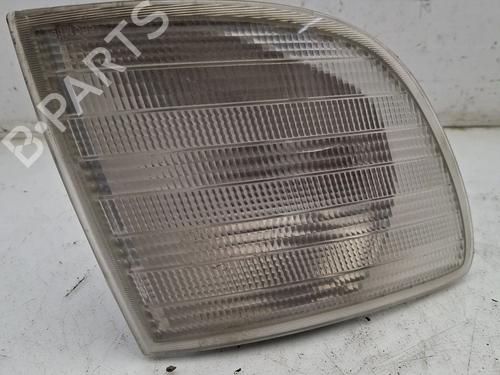 Used Right front indicator MERCEDES-BENZ VITO Bus (W638) 108 CDI 2.2 (638.194) (82 hp) 32779269