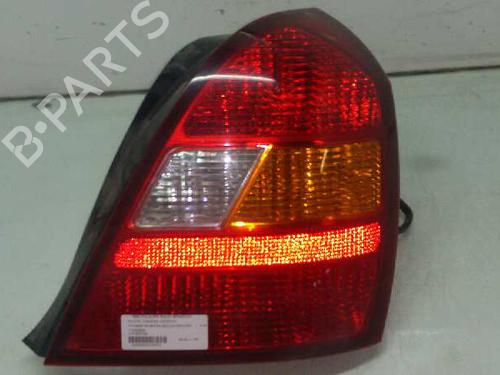 Used Right taillight HYUNDAI ELANTRA III (XD) 2.0 CRDi (113 hp) 7932299