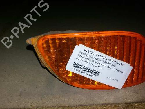 Blinklys fortil højre FORD FOCUS I (DAW, DBW) 1.6 16V (100 hp) 7934669