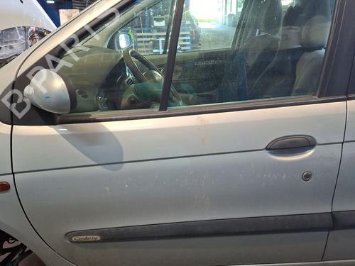 Used Left front door Left front door RENAULT MEGANE Scenic (JA0/1_) 1.6 16V (JA0B, JA04, JA11, JA00) (107 hp) 34700266 34700266