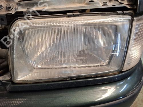 Used Left headlight AUDI 80 B4 Saloon (8C2) 2.3 E (133 hp) 30704826