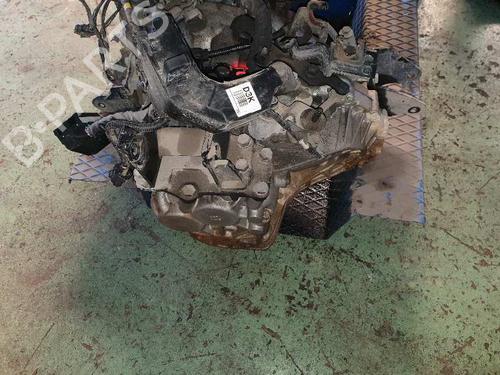 Used Gearbox KIA MAGENTIS II (MG) 2.0 CRDi (140 hp) 7943746