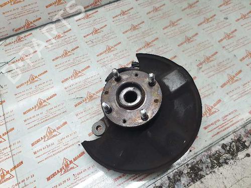 Used Left front steering knuckle KIA RIO I Hatchback (DC) 1.5 16V (97 hp) 7944889