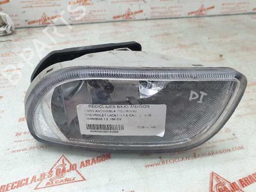 Used Left front fog light CHEVROLET LACETTI (J200) [2003-2025]  7944820