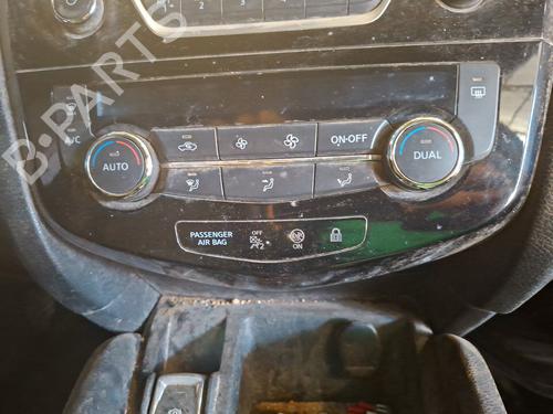 climate-control-nissan-qashqai-ii-j11-j11_-2013-39146854 main image