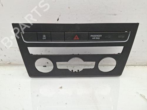 Used Warning switch SEAT LEON (5F1) 2.0 TDI (110 hp) 24702747