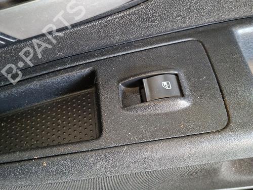 Used Right front window switch Right front window switch 39236423 39236423
