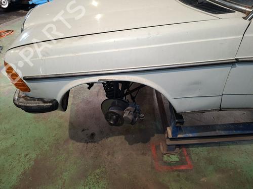 Used Left front fenders Left front fenders MERCEDES-BENZ 123 Saloon (W123) 200 D (60 hp) 39592640 39592640