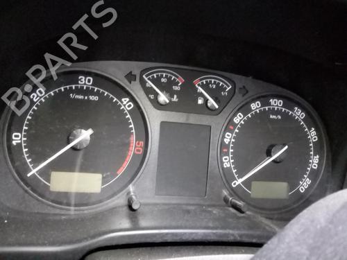 Used Instrument cluster SKODA OCTAVIA I (1U2) 1.9 TDI (100 hp) 22320934