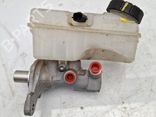 Brake master cylinder DACIA SANDERO II 1.0 SCe 75 (B8JC, B8JD, B8NC) | BP33325483M77 - Image 2