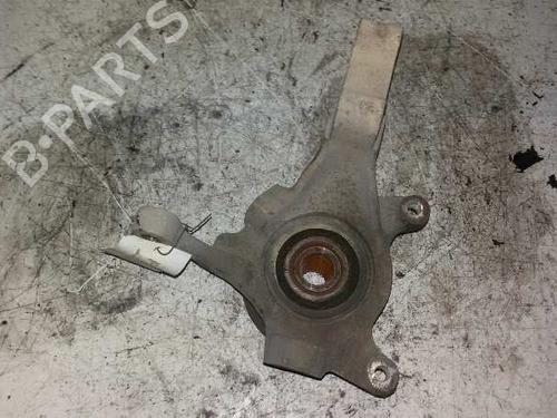 Used Left front steering knuckle RENAULT LAGUNA I (B56_, 556_) [1993-2002]  7940557