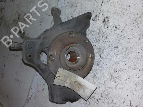 Used Right front steering knuckle FIAT PUNTO (176_) 1.7 TD (71 hp) 7940929