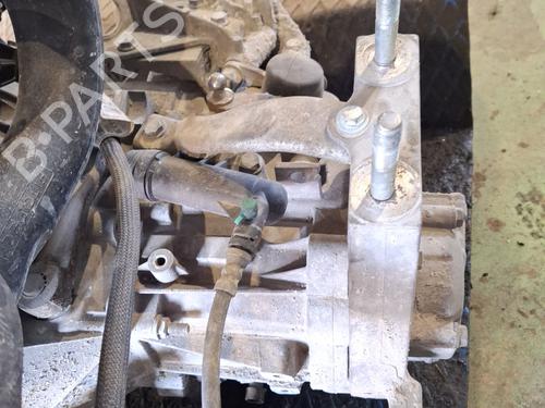 Used Gearbox FIAT FIORINO Box Body/MPV (225_) 1.3 D Multijet (225BXD1A, 225BXB1A, 225BXB11) (75 hp) 27243215