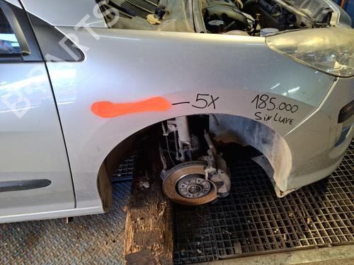 Used Right front fenders PEUGEOT 308 I (4A_, 4C_) 1.6 16V (120 hp) 32381697