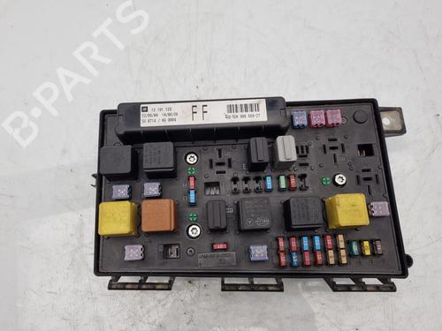 Sikringsdåse OPEL ASTRA H (A04) 1.7 CDTI (L48) (100 hp) 11398745