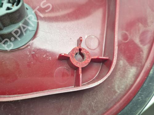 Right taillight HYUNDAI SONATA IV (EF) 2.0 16V | BP26613222C35 