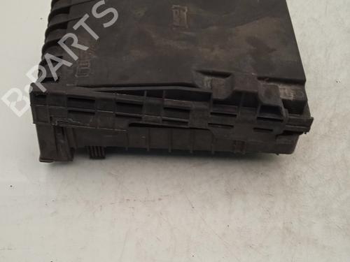 Fuse box VW GOLF VI (5K1) 1.6 TDI | BP15691993E1 