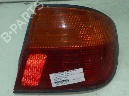 Used Right taillight NISSAN PRIMERA Hatchback (P11) [1996-2002]  7933025