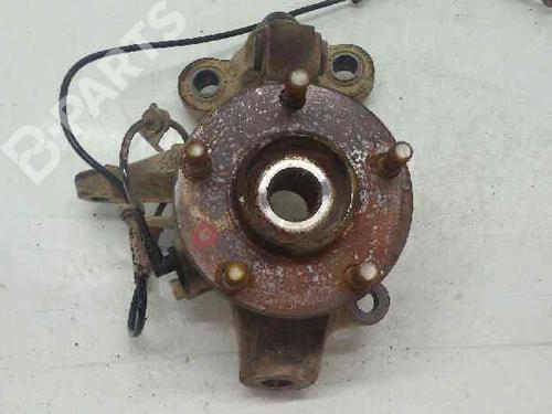 Used Right front steering knuckle Right front steering knuckle NISSAN PRIMERA Hatchback (P12) 1.9 dCi (120 hp) 7931888 7931888