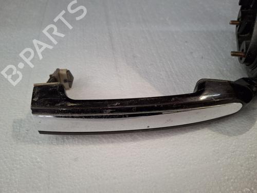 Used Front left exterior door handle HYUNDAI SANTA FÉ II (CM) 2.2 CRDi GLS (150 hp) 22321478