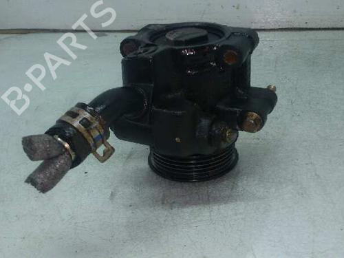 Used Steering pump FORD FIESTA V (JH_, JD_) 1.4 16V (80 hp) 7933164