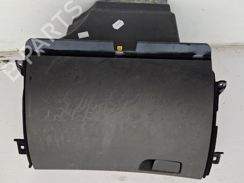 Used Glove box RENAULT MEGANE IV Hatchback (B9A/M/N_) 1.5 dCi 110 (B9A3) (110 hp) 30176872