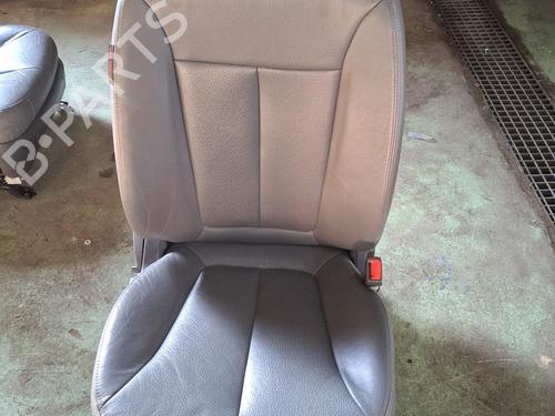 Used Right front seat Right front seat HYUNDAI SANTA FÉ II (CM) 2.2 CRDi (197 hp) 33263397 33263397