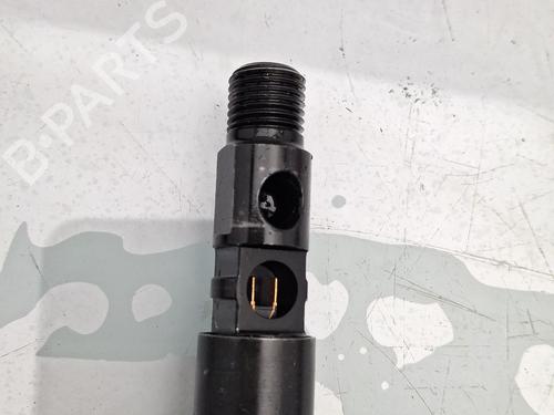 Injector FORD MONDEO III (B5Y) 2.0 TDCi | BP30883963M100
