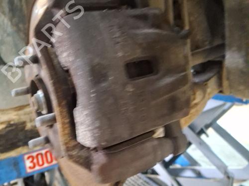 Etrier avant droit KIA CARENS I MPV (FC, FJ) 2.0 CRDi (113 hp) 32381246