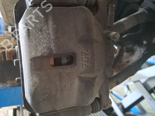 Used Right front brake caliper NISSAN QASHQAI I (J10, NJ10) 2.0 dCi (150 hp) 32381505