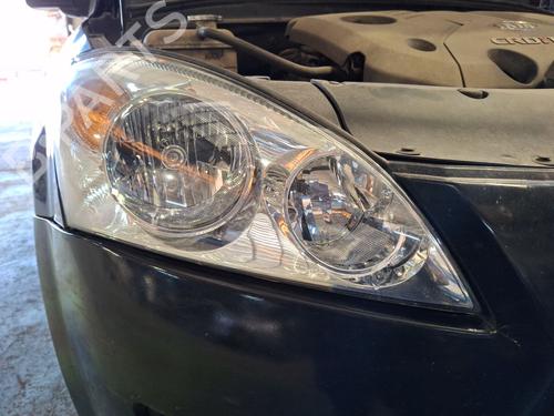 Højre forlygte KIA CEE'D Hatchback (ED) 1.6 CRDi 90 (90 hp) 30707023