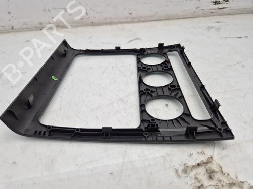 Middle console VW TOURAN (1T1, 1T2) 1.9 TDI | BP27715324I22 
