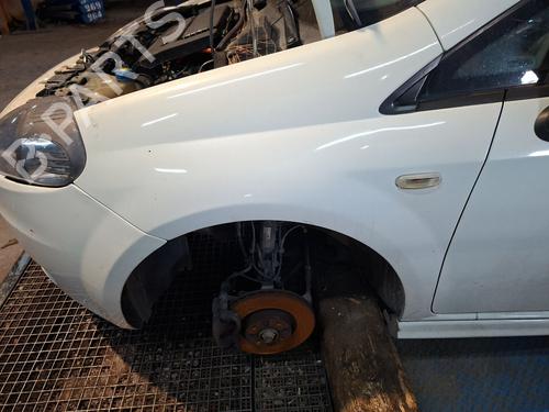 left-front-fenders-fiat-grande-punto-199_-2005-39204296 main image