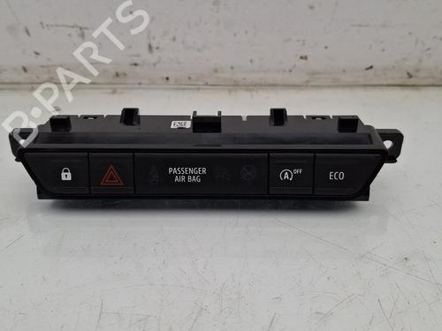 Bouton de warning DACIA SANDERO III 1.0 TCe 110 (110 hp) 32109257