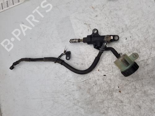 Used Brake master cylinder YAMAHA MOTORCYCLES YZF-R YZF-R1 (RN22) (182 hp) 24702576