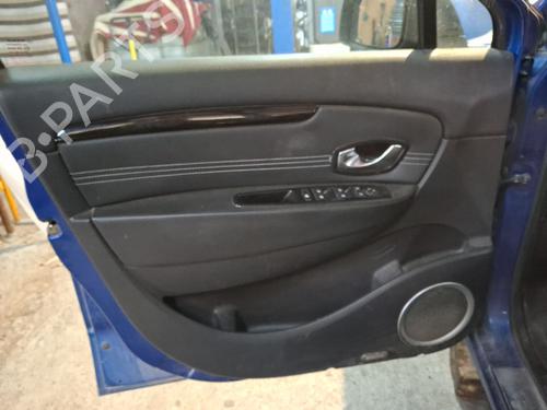 Used Front left panel Front left panel RENAULT SCÉNIC III (JZ0/1_) 1.6 dCi (JZ00, JZ12) (130 hp) 33326141 33326141